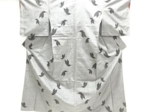 蝶模様織出し手織り紬着物